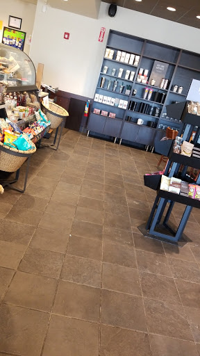 Coffee Shop «Starbucks», reviews and photos, 35 Airport Rd, Warwick, RI 02889, USA