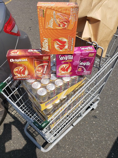 Liquor Store «Amity Wine & Spirit Co», reviews and photos, 95 Amity Rd, New Haven, CT 06515, USA