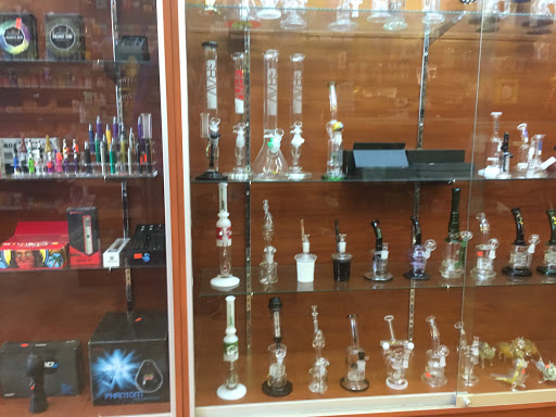 Tobacco Shop «The Cave 5th Ave Smoke Shop», reviews and photos, 3830 Fifth Ave, San Diego, CA 92103, USA