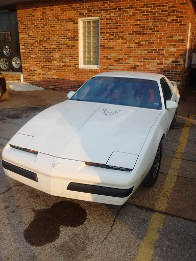 Brake Shop «Zeman Tire Town, Inc.», reviews and photos, 6696 Veterans Dr, Cedar Hill, MO 63016, USA