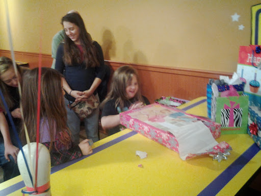 Amusement Center «Strike & Spare Family Fun Center», reviews and photos, 90 Volunteer Dr # 300, Hendersonville, TN 37075, USA