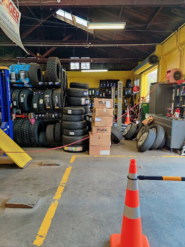 Reviews of Upper Hutt Tyre & Alignment in Upper Hutt - Tire shop