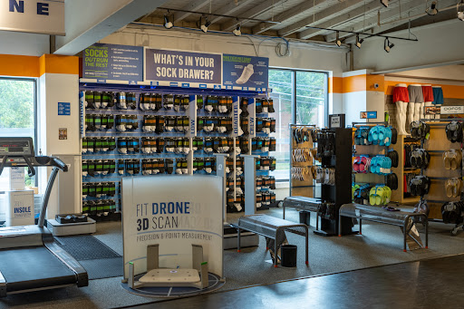 Running Store «Road Runner Sports», reviews and photos, 490 Broad St Suite 1, Shrewsbury, NJ 07702, USA