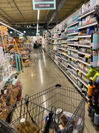 Grocery Store «Whole Foods Market», reviews and photos, 94 Derby St, Hingham, MA 02043, USA