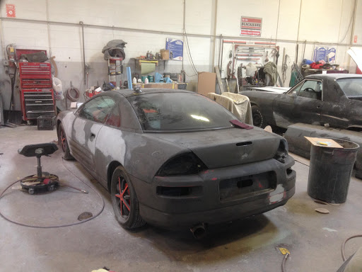 Auto Body Shop «Maaco Collision Repair & Auto Painting», reviews and photos, 78 Sylvan St, West Springfield, MA 01089, USA