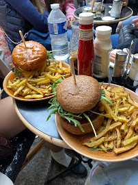 Hamburger du Restaurant Maison Sauvage Saint-Germain-des-Prés à Paris - n°20