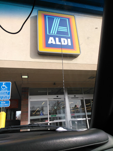 Supermarket «ALDI», reviews and photos, 3120 Penn Ave N, Minneapolis, MN 55411, USA