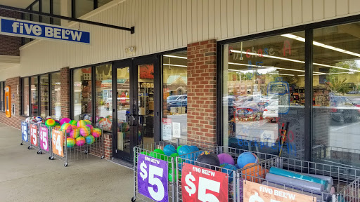 Variety Store «Five Below», reviews and photos, 3632 Concord Pike, Wilmington, DE 19803, USA
