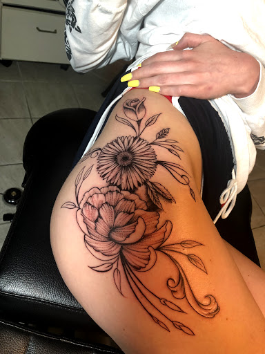 Tattoo Shop «Stay Fresh Tattoo», reviews and photos, 10241 Bridgeport Way SW, Lakewood, WA 98499, USA