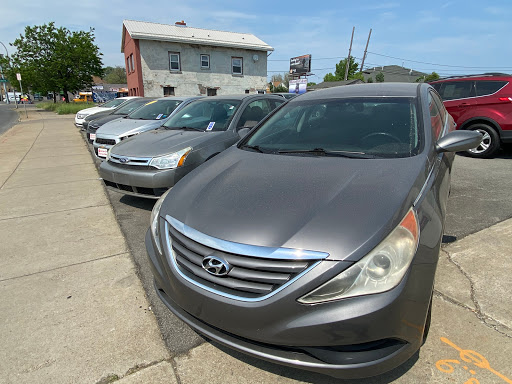Car Dealer «E-Z Loan Auto Sales of Buffalo», reviews and photos, 2227 Elmwood Ave, Buffalo, NY 14216, USA