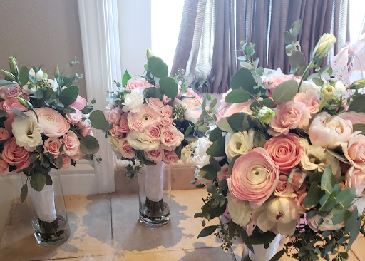 Florist «Mums the Word-A Florist», reviews and photos, 1175 N Berkeley Ave, Fullerton, CA 92832, USA