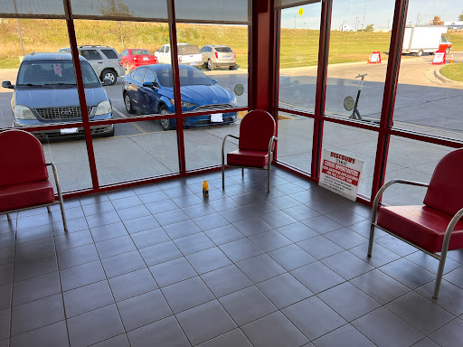 Tire Shop «Discount Tire Store - Liberty, MO», reviews and photos, 100 Stewart Ct, Liberty, MO 64068, USA