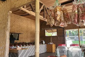 Rumah Makan Pawon Ambu image