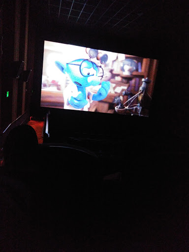 Movie Theater «Regal Cinemas Streets of Indian Lake 16 & IMAX», reviews and photos, 300 Indian Lake Blvd, Hendersonville, TN 37075, USA