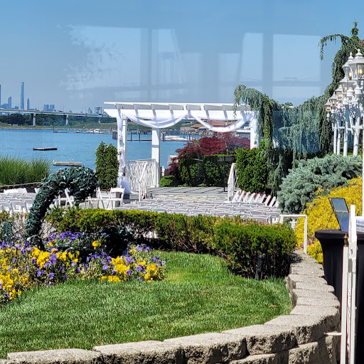 Caterer «Marina del Rey Caterers», reviews and photos, 1 Marina Dr, Bronx, NY 10465, USA