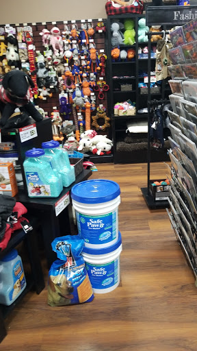 Pet Store «Pet Valu», reviews and photos, 385 N Central Ave, Hartsdale, NY 10530, USA