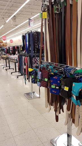 Discount Store «Discount Fashion Warehouse Northland», reviews and photos, 2727 Northland Plaza Dr, Columbus, OH 43231, USA