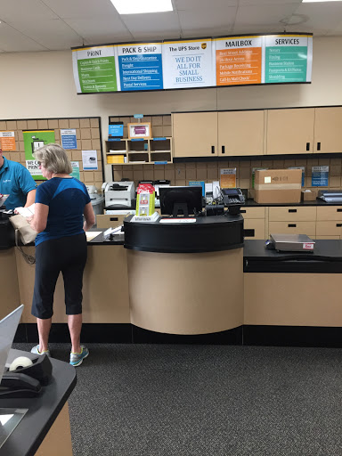 Shipping and Mailing Service «The UPS Store», reviews and photos, 7723 Tylers Pl Blvd, West Chester Township, OH 45069, USA