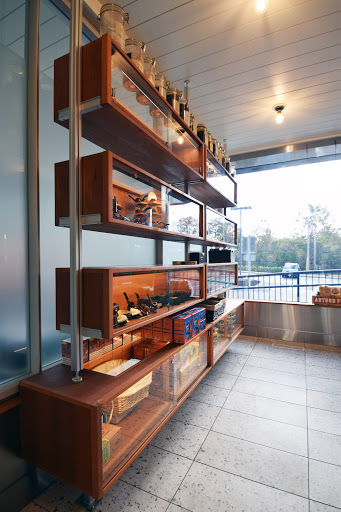 Tobacco Shop «Tobacco Leaf», reviews and photos, 7351 Assateague Dr, Jessup, MD 20794, USA