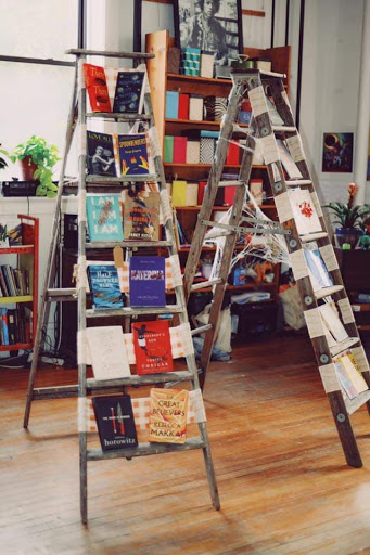 Record Store «Irvington Vinyl», reviews and photos, 9 Johnson Ave, Indianapolis, IN 46219, USA