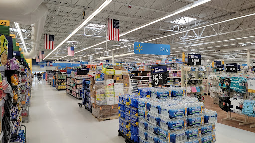 Department Store «Walmart Supercenter», reviews and photos, 300 Iowa Speedway Dr, Newton, IA 50208, USA
