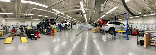 Car Dealer «Volvo of Virginia Beach», reviews and photos, 4980 Virginia Beach Blvd, Virginia Beach, VA 23462, USA