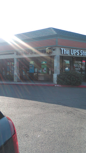 Shipping and Mailing Service «The UPS Store», reviews and photos, 5150 Fair Oaks Blvd #101, Carmichael, CA 95608, USA