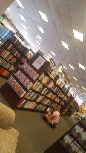 Book Store «Barnes & Noble Booksellers Pensacola», reviews and photos, 1200 Airport Blvd, Pensacola, FL 32504, USA