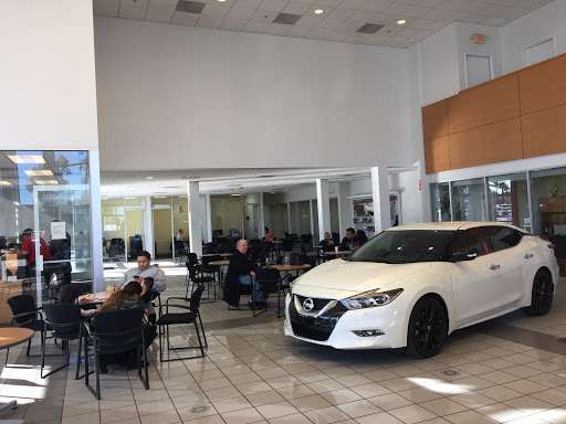 Nissan Dealer «AutoNation Nissan Las Vegas», reviews and photos, 5800 W Sahara Ave, Las Vegas, NV 89146, USA