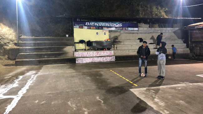 Opiniones de Complejo Deportivo VIRGEN DE LA NUBE en Cuenca - Campo de fútbol