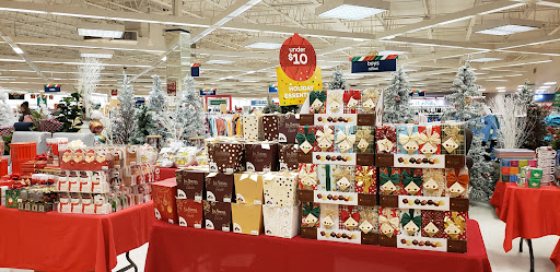 Department Store «Marshalls & HomeGoods», reviews and photos, 6128 Grand Ave, Gurnee, IL 60031, USA