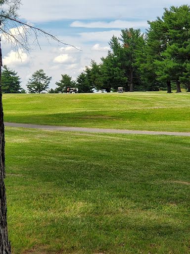 Golf Course «Cole Park Golf Course», reviews and photos, 1610 101 St Airborne Division Road, Fort Campbell, TN 42223, USA