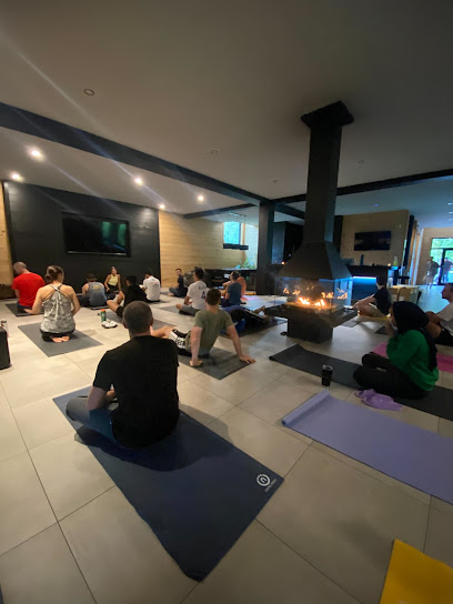 Studio Sage | Méditation, Yoga & Mouvement