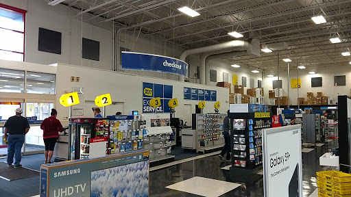 Electronics Store «Best Buy», reviews and photos, 4707 Valley View Blvd NW, Roanoke, VA 24012, USA