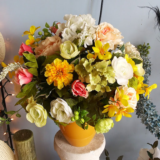 Florist «Biddle Avenue Florist», reviews and photos, 2848 Biddle Ave, Wyandotte, MI 48192, USA