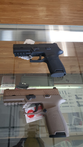 Gun Shop «Mauldin Arms», reviews and photos, 301 Murray Dr, Mauldin, SC 29662, USA