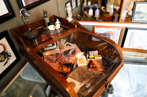 Tattoo Shop «Keepsake Tattoo Studio», reviews and photos, 253 11th St, Astoria, OR 97103, USA