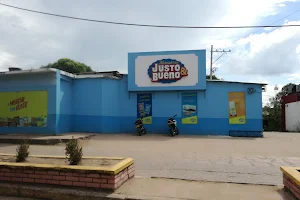 Mercaderia Justo & Bueno - El Banco image