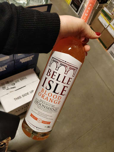 Beer Store «Hunt Valley Wine, Liquor & Beer», reviews and photos, 116 A Shawan Rd, Hunt Valley, MD 21030, USA