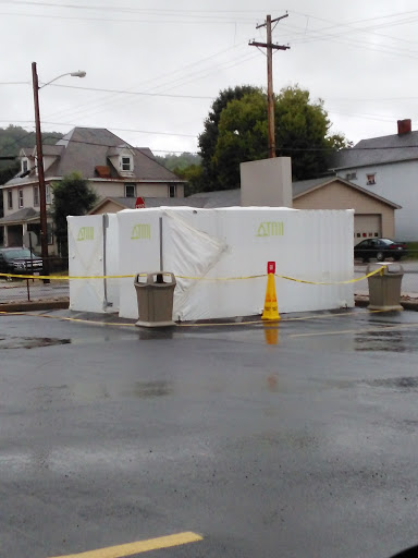 Home Goods Store «Dollar General», reviews and photos, 615 Walnut St, East Liverpool, OH 43920, USA