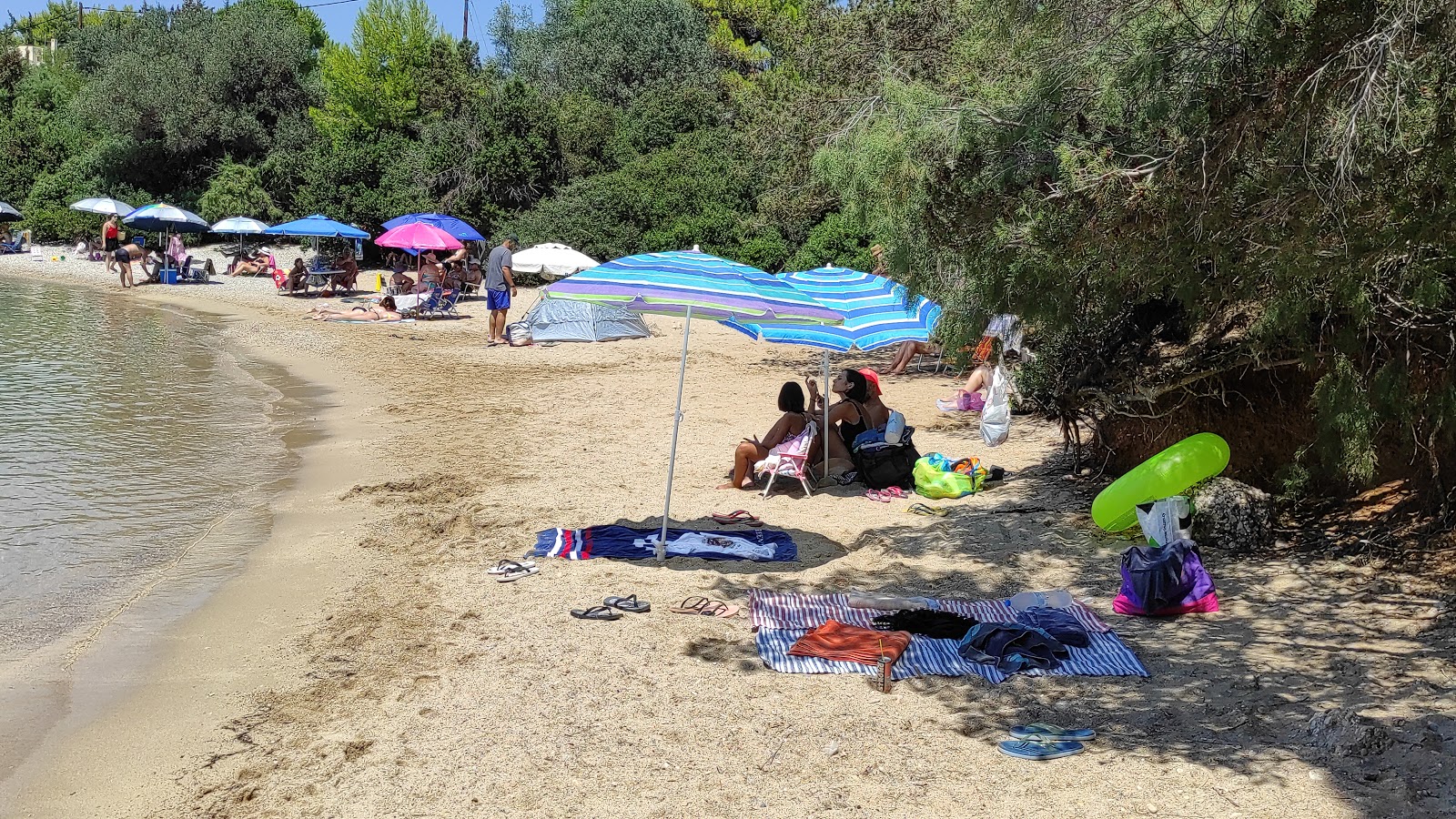 Agios Emilianos beach'in fotoğrafı doğal alan içinde bulunmaktadır