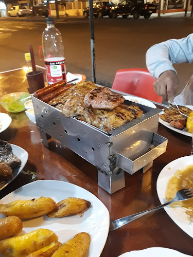 Opiniones de Parrillada La Canoa en Machala - Restaurante