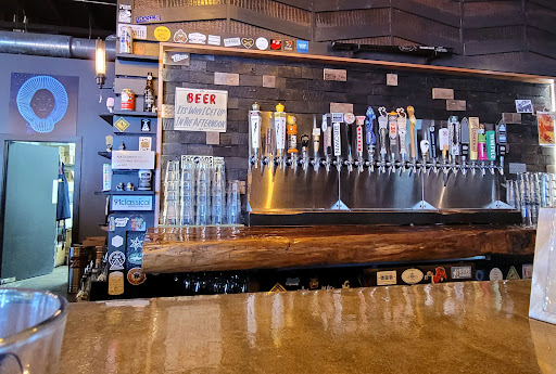 Bar «Vinyl Tap», reviews and photos, 2038 Greenwood Ave, Nashville, TN 37206, USA