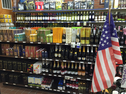 Liquor Store «New Bay View Liquor», reviews and photos, 108 Dorchester St, Boston, MA 02127, USA