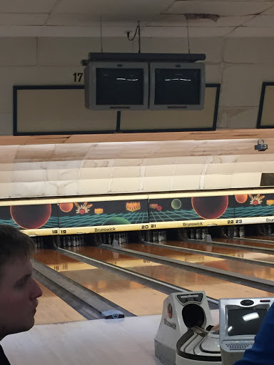 Bowling Alley «Wedgewood Lanes Inc», reviews and photos, 1741 S Raccoon Rd, Youngstown, OH 44515, USA
