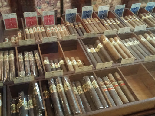 Tobacco Shop «Georgetown Tobacco», reviews and photos, 3144 M St NW, Washington, DC 20007, USA