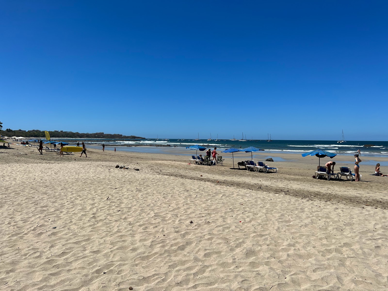 Foto di Tamarindo Beach con molto pulito livello di pulizia