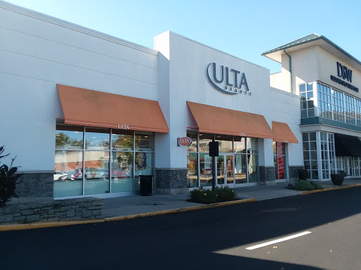 Hair Salon «Ulta Beauty», reviews and photos, 2699 Edmondson Rd, Cincinnati, OH 45209, USA
