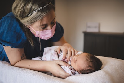 Marine Bien-Naître - Thalasso Bain Bébé - Massage bébé enfant jeunes et futures mamans - Portage - Bébé Signe - Réflexologie à Saint-Amand-les-Eaux