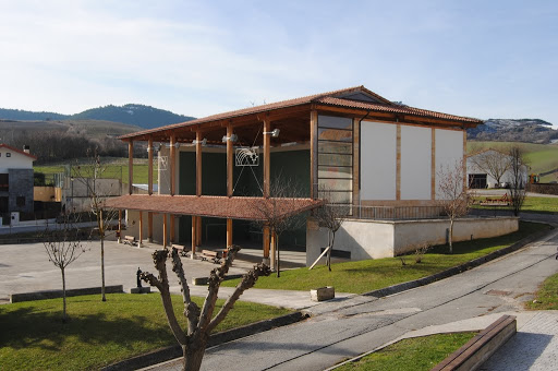 Frontón en Undiano, Navarra